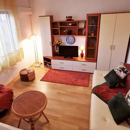 Two-bedroom In بولا