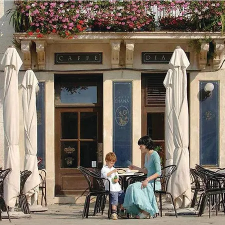 Two-bedroom In بولا