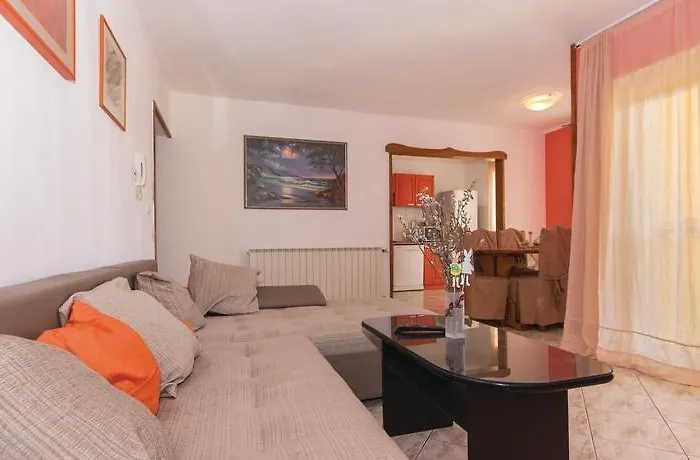 Two-bedroom In Tatil Evi