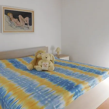 Two-bedroom In 풀라