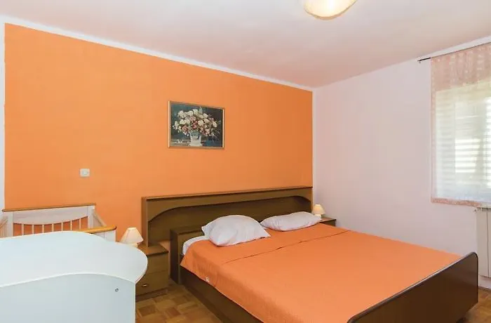 بيت للعطل Two-bedroom In