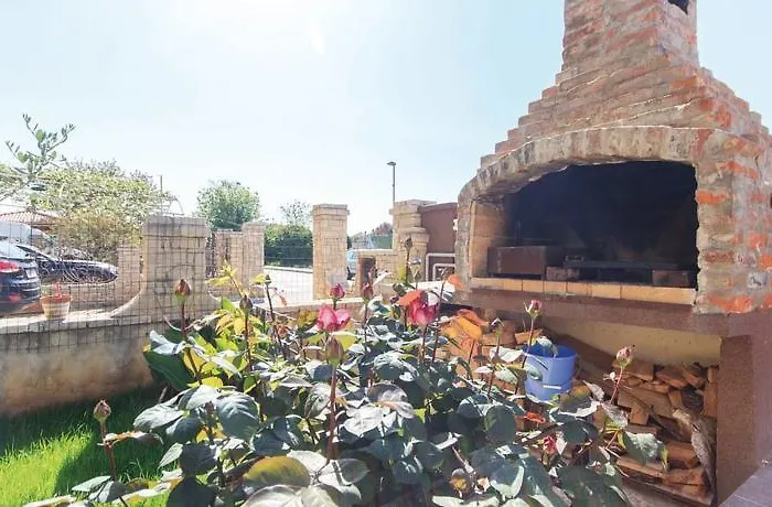 Two-bedroom In بيت للعطل *