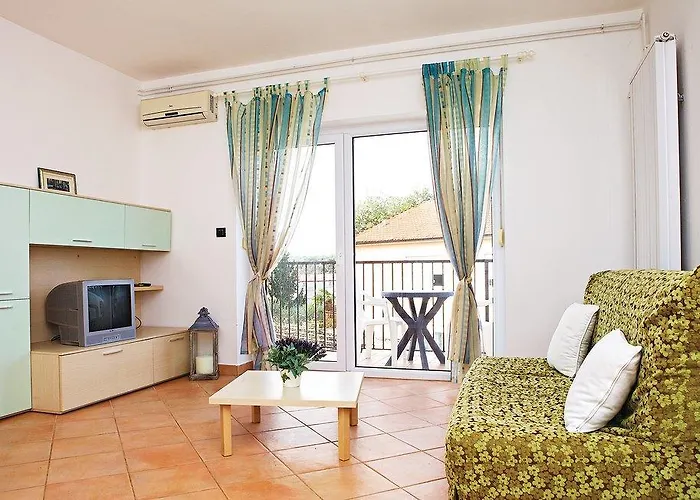 Two-bedroom In 度假居 *