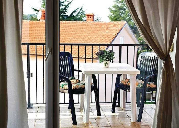 Two-bedroom In 普拉