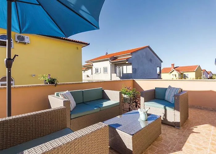 度假居 Two-bedroom In *