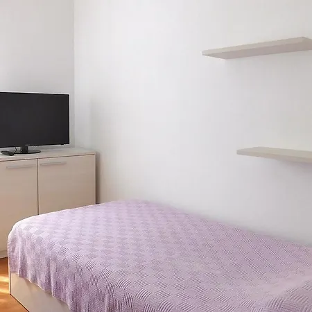 Two-bedroom In Ferienhaus