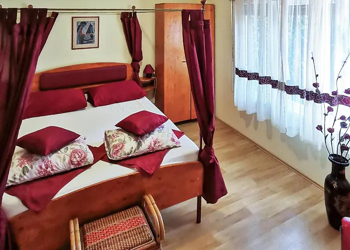 Two-bedroom In בית נופש פולה