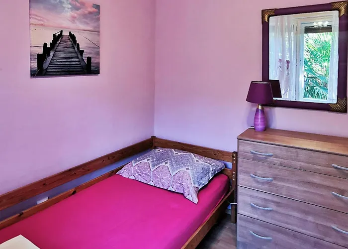 Two-bedroom In * פולה