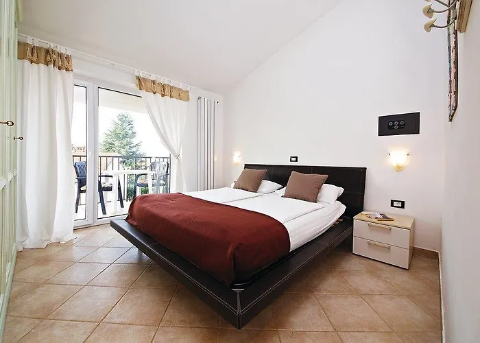 Two-bedroom In * פולה